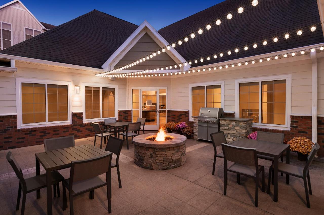 Residence Inn By Marriott West Springfield Exterior foto